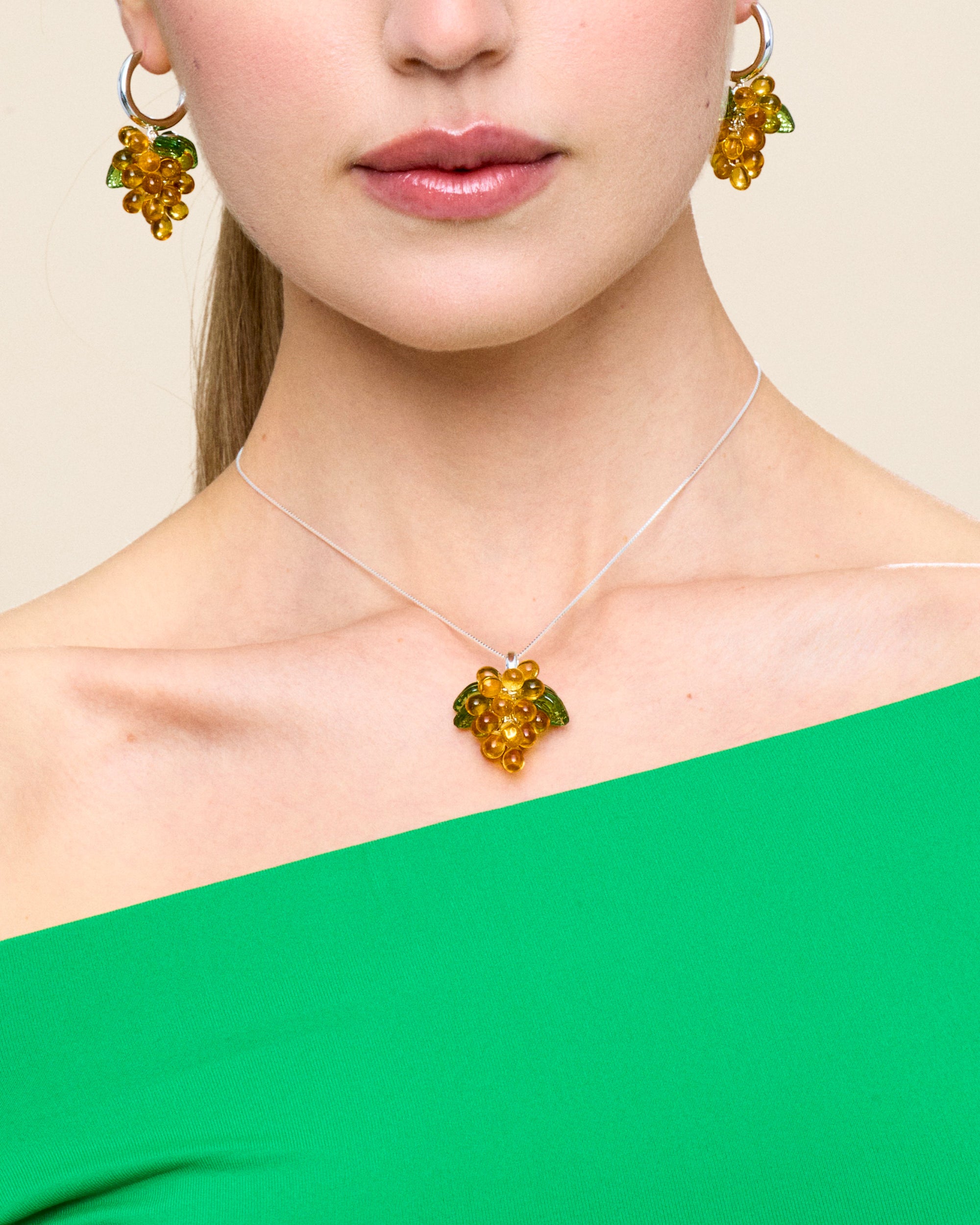 Apricot Jelly Necklace in Silver