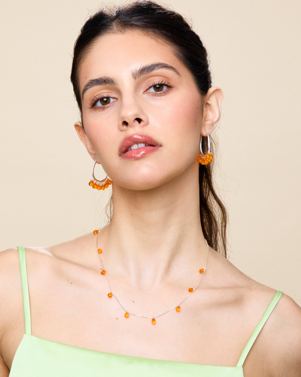 Fuzzy Peach Necklace in Silver