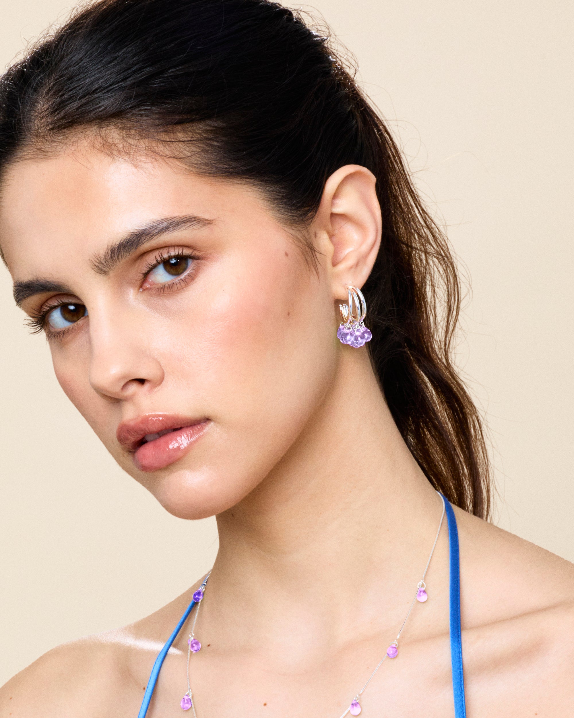 Amor Amor Earrings in Silver