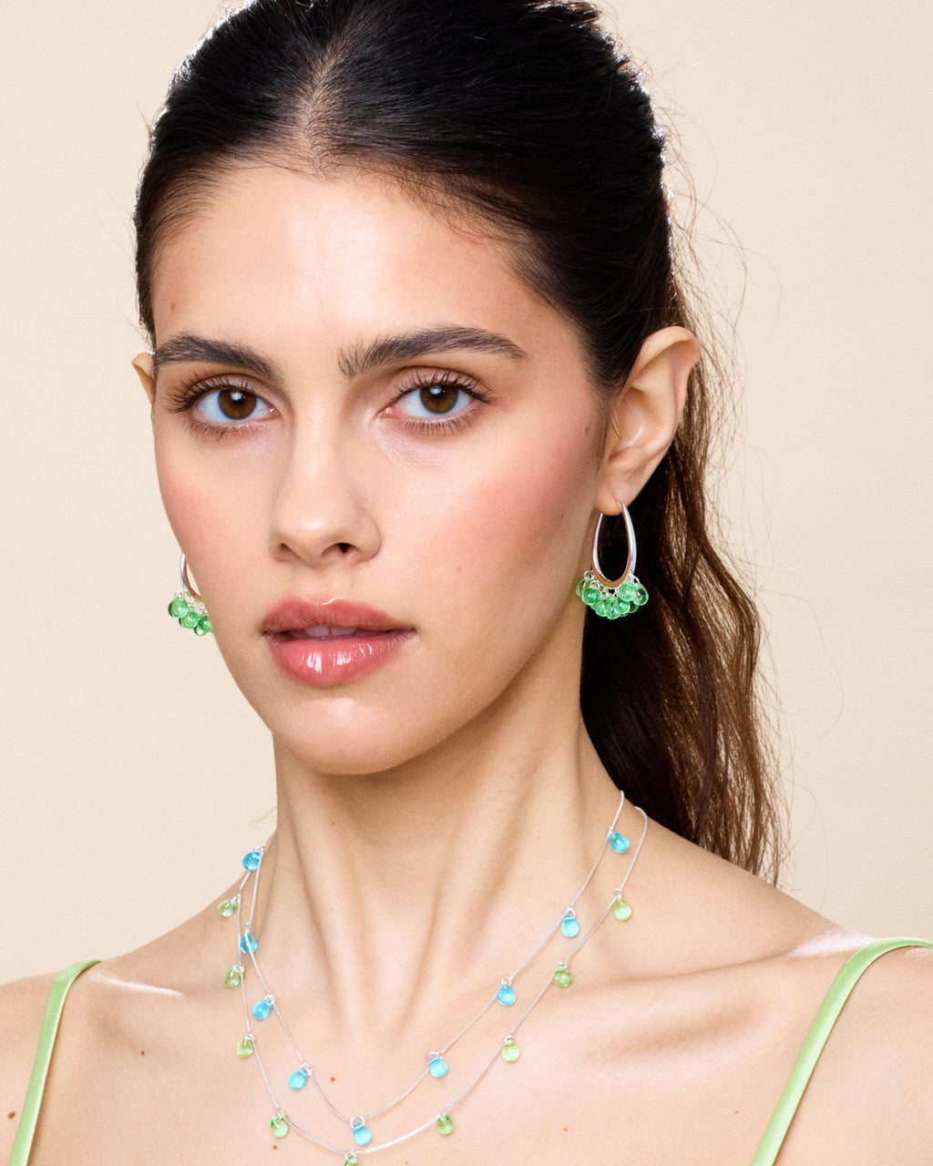 Apple Dew Earrings in Silver