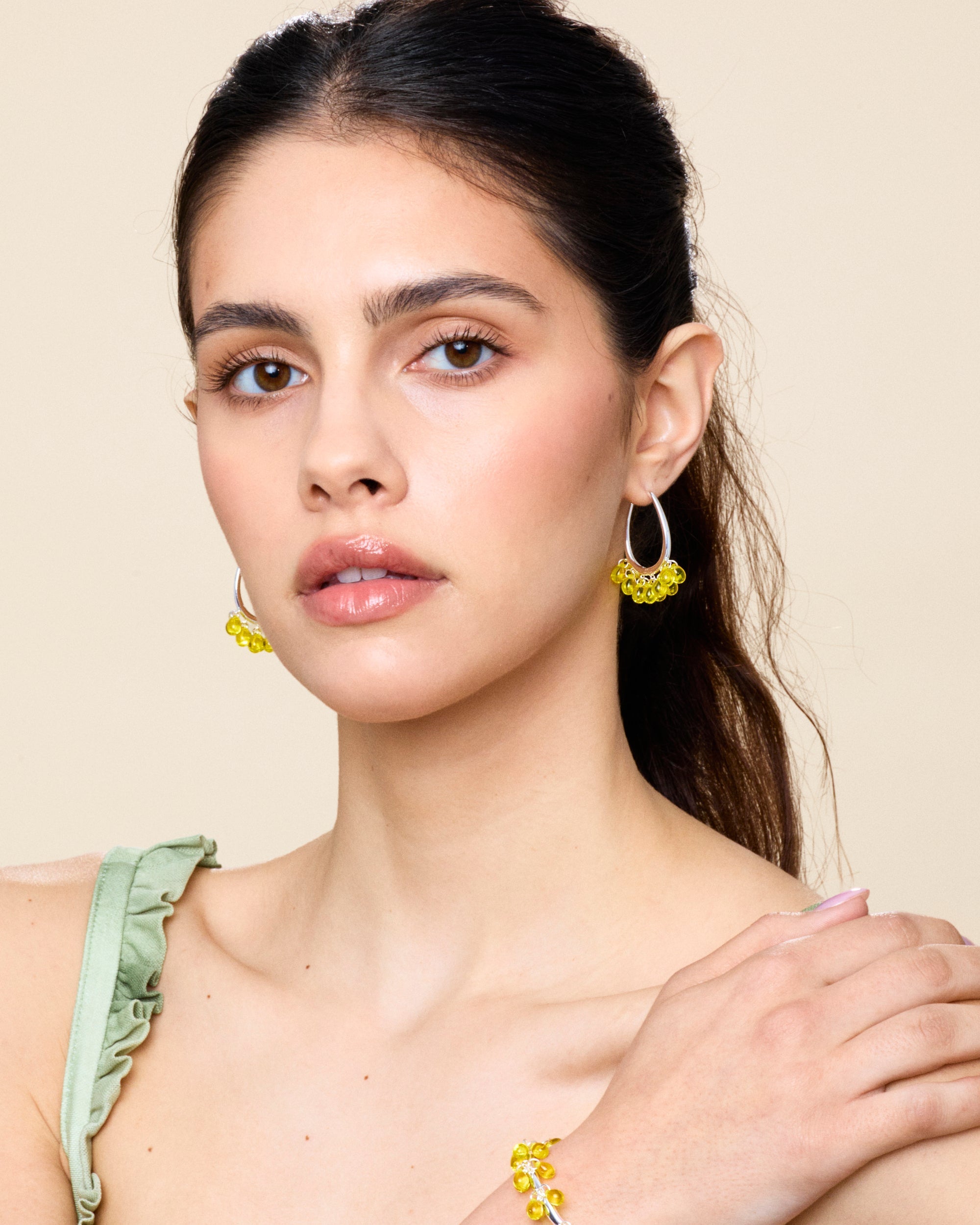 Banananess Earrings in Silver